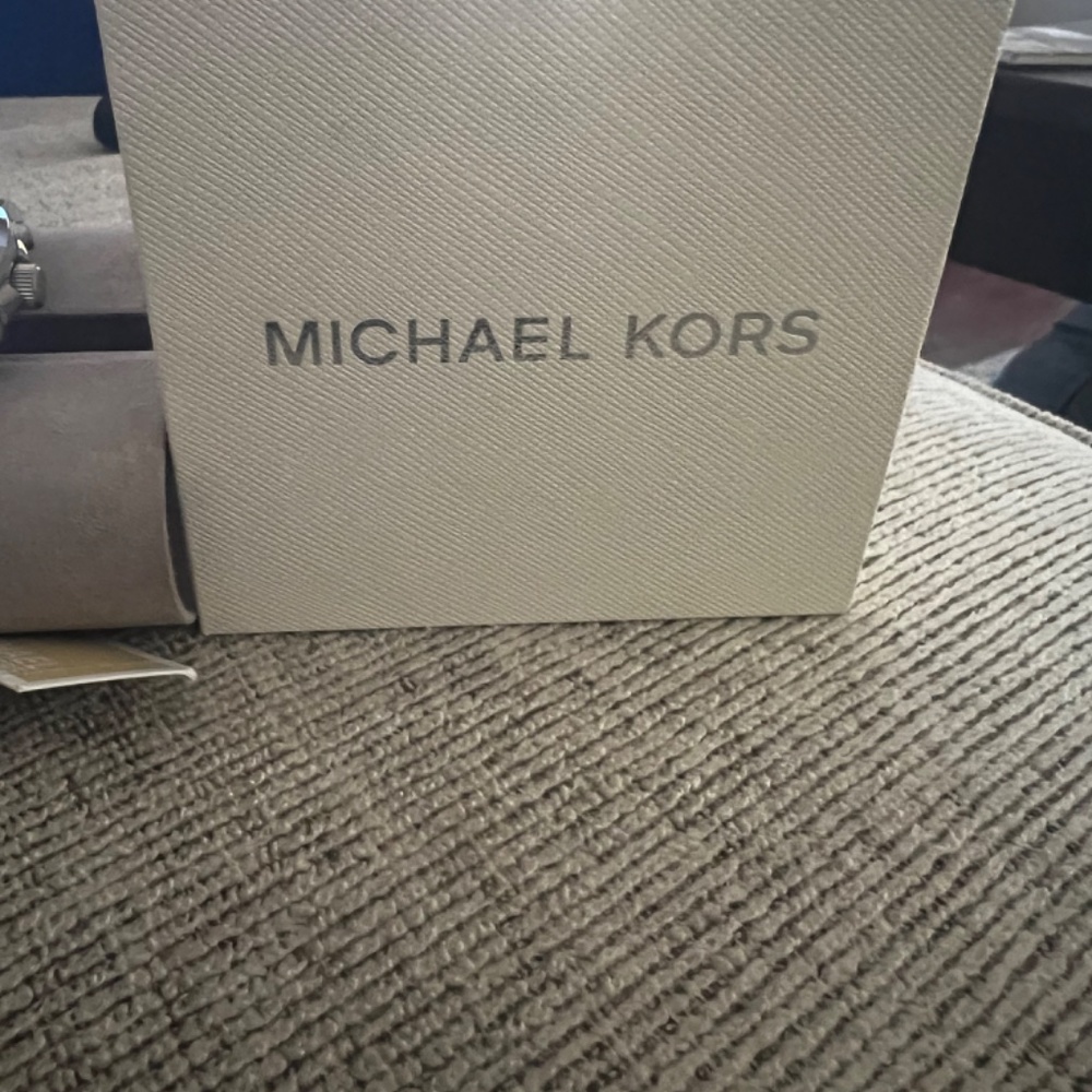 Michael Kors Unisex Watch- NEW - Picture 3 of 4